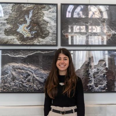 La artista María José Arévalo Soler trae al Palacio Consistorial de Cartagena su exposición «Poéticas de lo efímero»