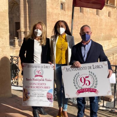 La Banda Municipal de Música de Lorca ofrece un concierto junto a la directora cubana Yarineidis Llinse por su 95 aniversario
