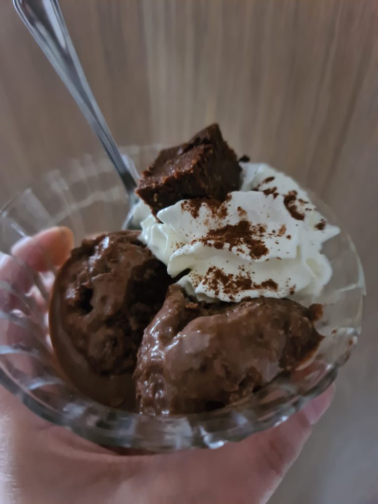 Recetas: Brownie y helado saludable de chocolate