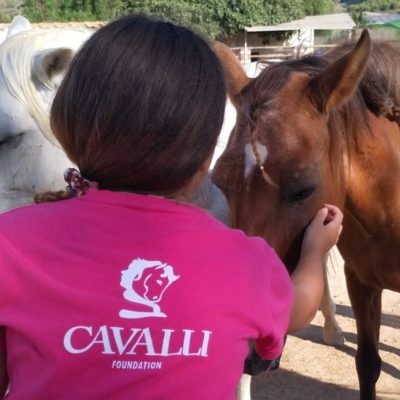 Fundación Cavalli: “La educación con animales en contacto con la naturaleza puede brindar una solución inmediata a casi todos los problemas de nuestros pequeños”