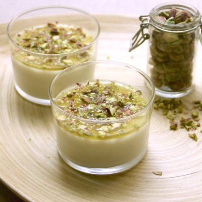 Mouhalabieh de azahar (postre libanés)