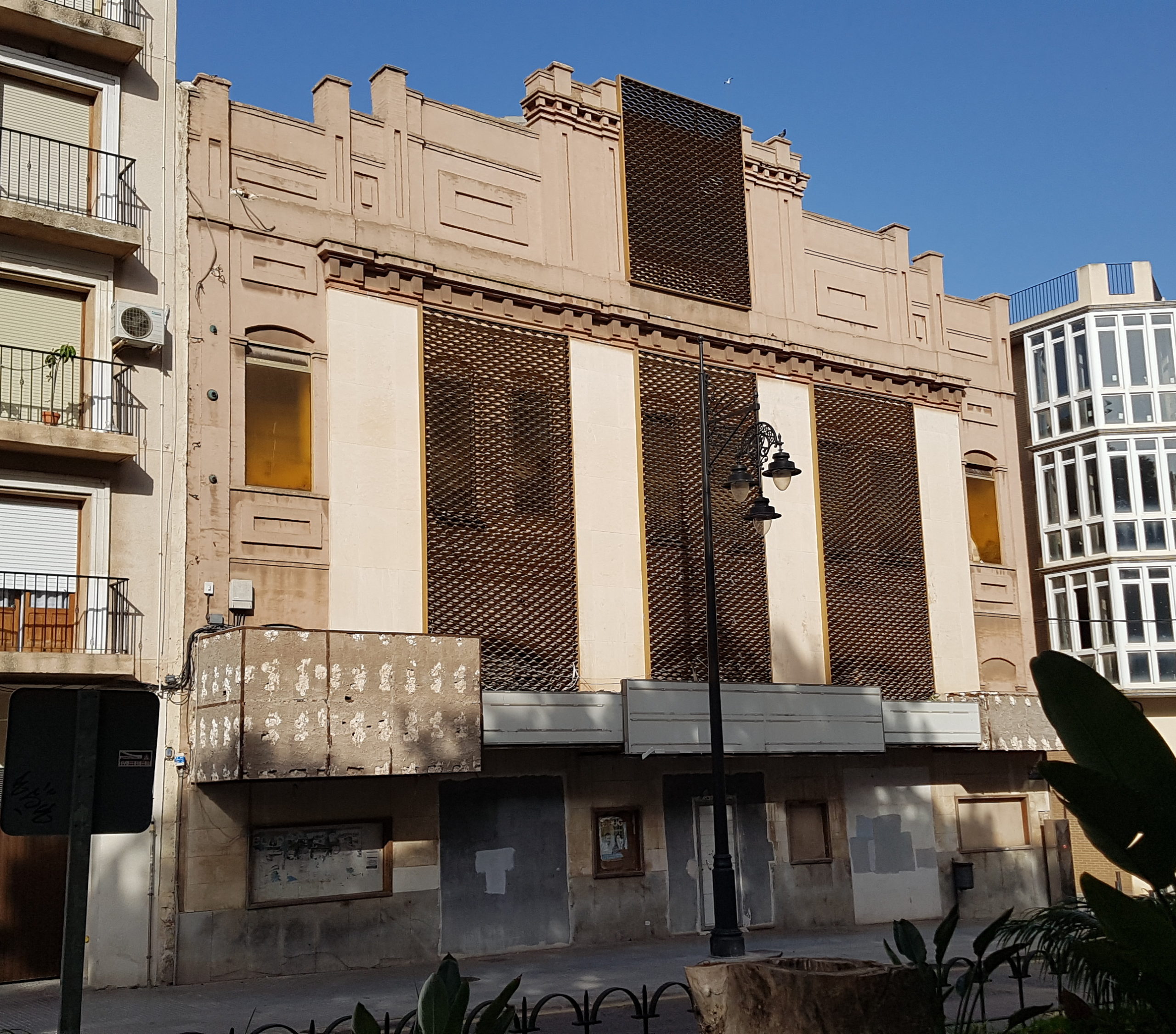 La rehabilitación del cine Central de Cartagena, “cada vez más cerca”