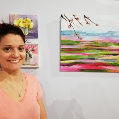 Blanca muestra la obra pictórica abstracta de María Estefanía Bautista