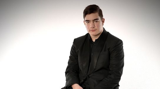 Los ‘Domingos musicales’ del Auditorio reciben al joven pianista Emin Kurkchyan que interpretará obras de Bach, Beethoven y Rachmaninov