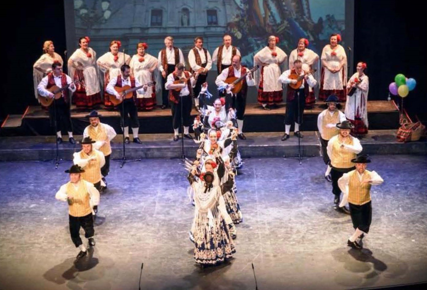 MOLINA DE SEGURA | El grupo Coros y Danzas de Molina viaja a Turquía para representar a España en el Festival Internacional de Estambul