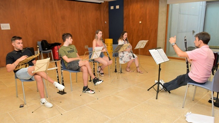 REGIÓN DE MURCIA | 
        La Orquesta de Jóvenes de la Región celebra su encuentro estival y ofrece un concierto en el Auditorio Víctor Villegas bajo la batuta de Brotons