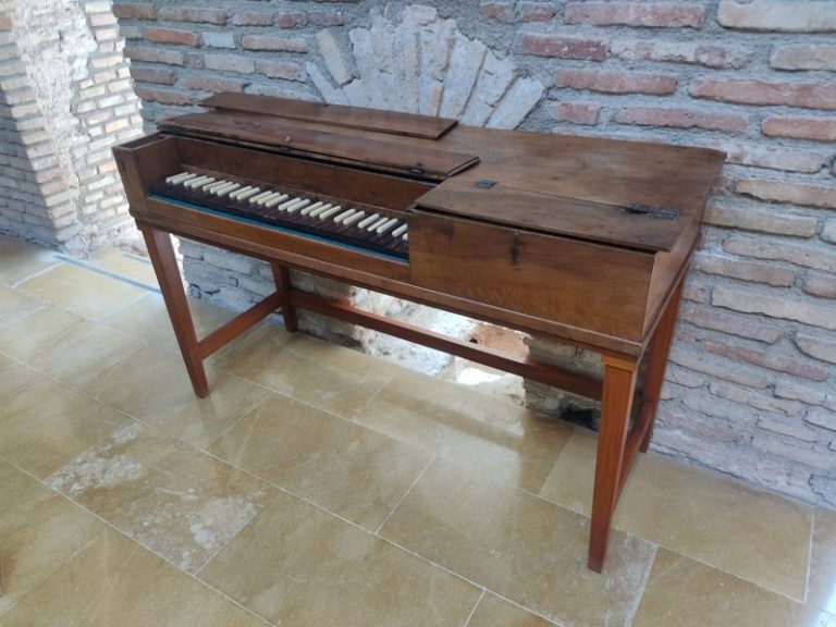 ALHAMA DE MURCIA | El pianoforte de Alhama y el Manuscrito de Totana, unidos por el alhameño Tadeo Tornel