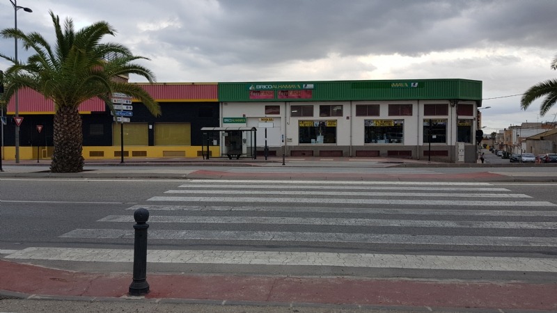 ALHAMA DE MURCIA | Traslado provisional de la parada de bus a la avenida Ginés Campos este miércoles 31 de agosto