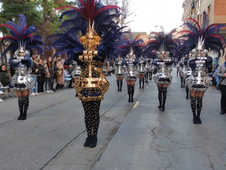 TOTANA | Suscrito el convenio de colaboración con la Federación de Peñas del Carnaval por importe de 26.300 euros para sufragar parte del gasto del programa de actividades