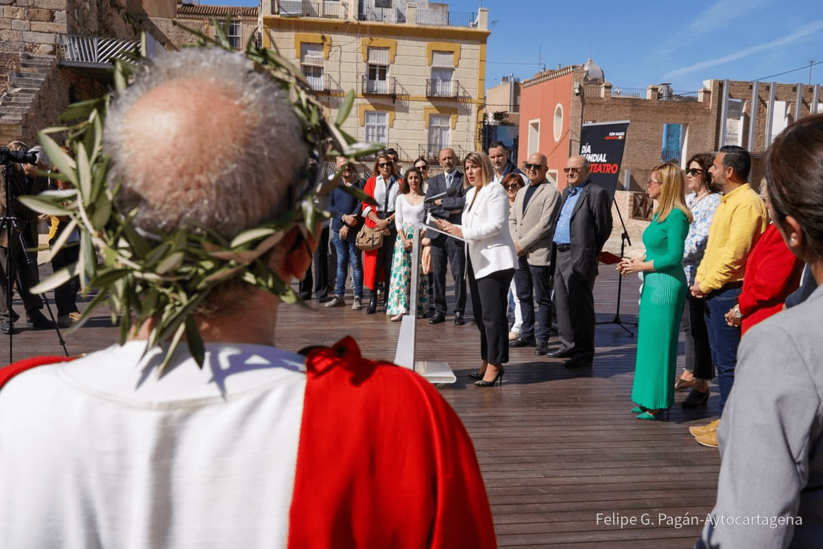 CARTAGENA | Cartagena celebra el Día Mundial del Teatro devolviendo el nombre de la actriz María Chiquero a una calle del casco histórico