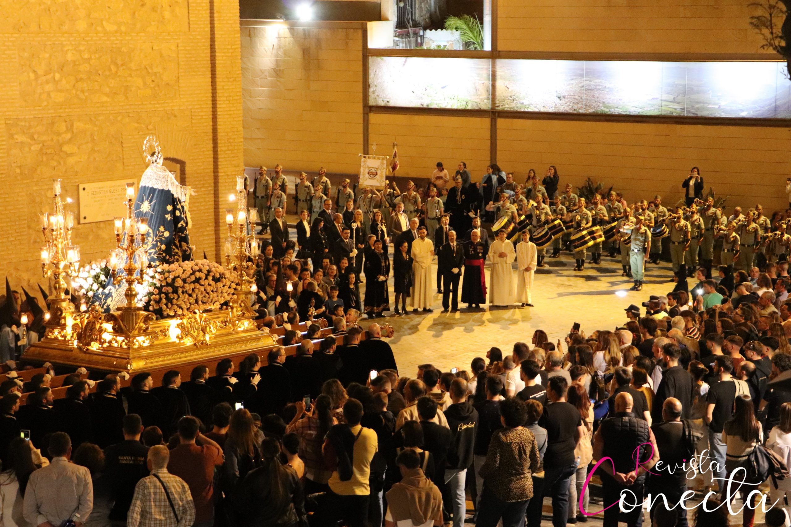 SEMANA SANTA | La legión vuelve a acompañar a la imagen de Nuestra Señora de Los Dolores en la procesión de Viernes de Dolores de 2023