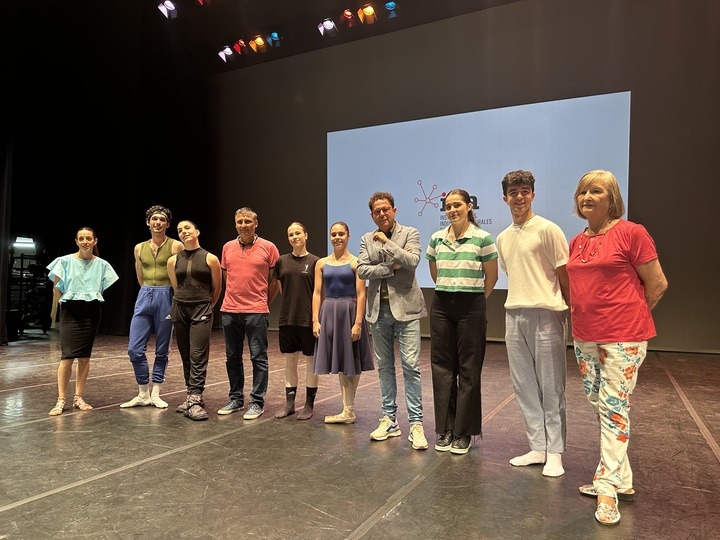 CULTURA | 
        Cultura apoya una nueva edición del premio Tiempo de Danza y la Gala de Bailarines