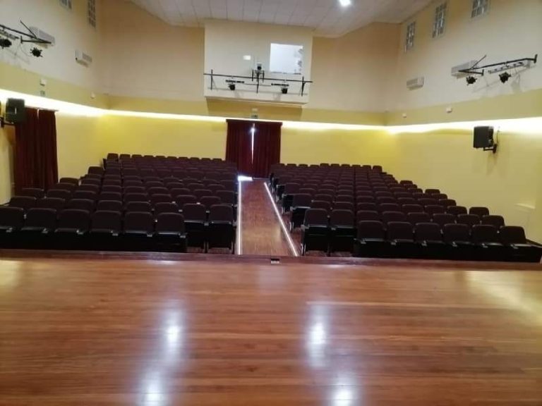 CULTURA | 
        Licitan el contrato para el suministro e instalación de equipamientos técnicos de sonido e iluminación del Teatro Ginés Rosa