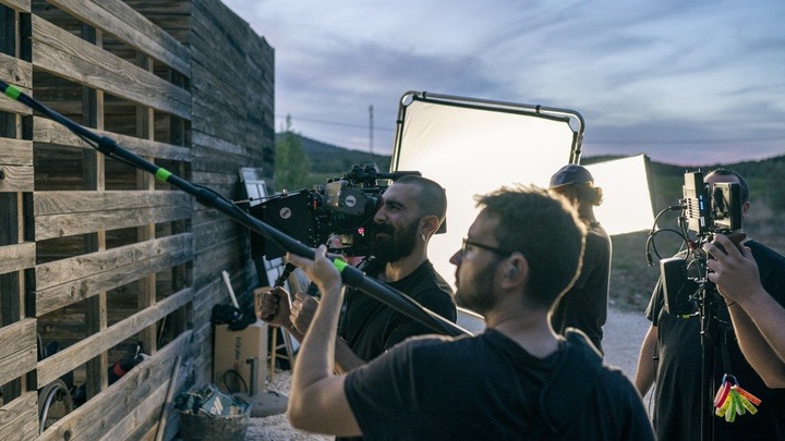 CULTURA | 
        85 empresas y profesionales forman parte del directorio de la Film Commission para ofrecer sus servicios en los rodajes