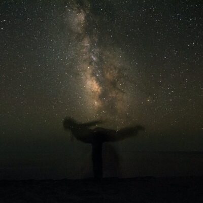 TURISMO | Yoga bajo las estrellas y astronomía en Puerto Lumbreras, una experiencia mágica