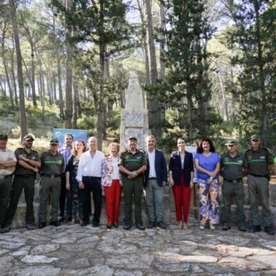 TURISMO | El Ayuntamiento de Alhama de Murcia celebra el centenario de Ricardo Codorníu con la restauración de su busto en Sierra Espuña