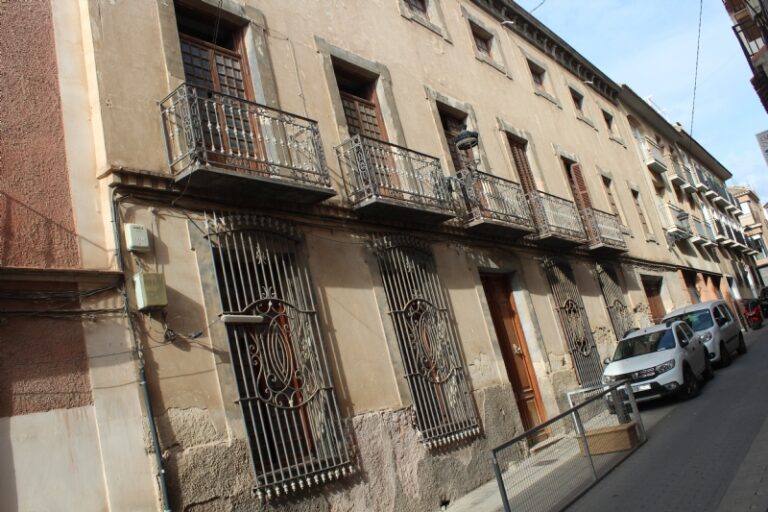 CULTURA | 
        Solicitan a la Dirección General de Patrimonio Cultural que la Casa del General Aznar sea declarada Bien de Interés Cultural