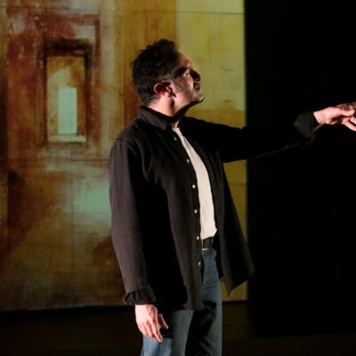 CULTURA | 
        Cultura celebra la exposición ‘Siete’ en la Casa de Vacas con cinco representaciones de ‘Pedro Cano, pintar el viaje’