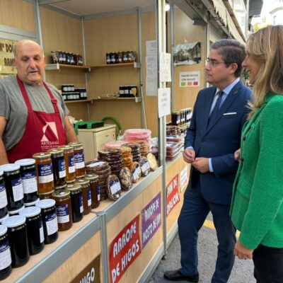 ACTUALIDAD | Murcia acoge el tradicional Mercado de Todos los Santos