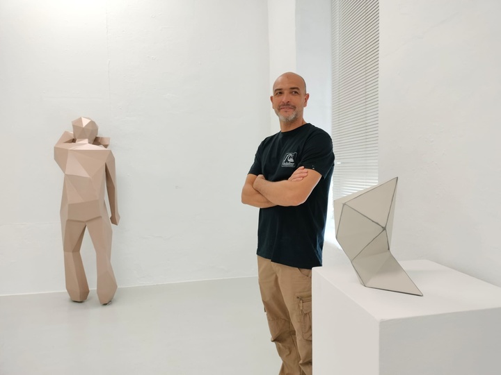 CULTURA | 
        El Centro Párraga invita a reflexionar sobre la agnosia colectiva e individual con las esculturas de Juan Belando