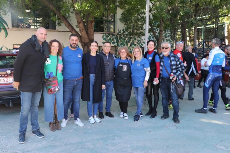 CULTURA | Los Mosqueteiros Rebeldes celebran su presentación en sociedad con una gran barbacoa