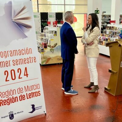 CULTURA | 
        Literatura, cómic, cine, periodismo y artes plásticas en la Biblioteca regional