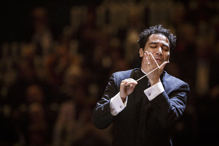 Cultura trae al Auditorio regional al director Andrés Orozco-Estrada con la SWR Stuttgart Radio Symphony