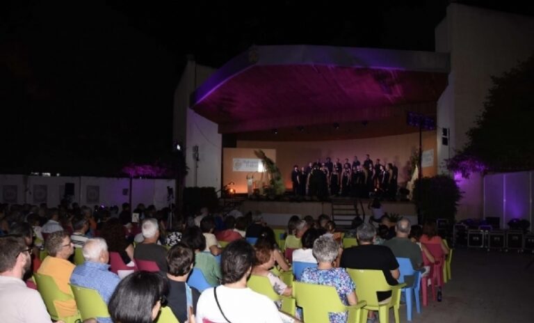 La Coral Polifónica Vox Musicalis organizará, de nuevo, el XXXIII Certamen de Habaneras y Polifonía Totana 2024,  que se celebrará los días 13 y 14 de julio dentro de las fiestas de Santiago