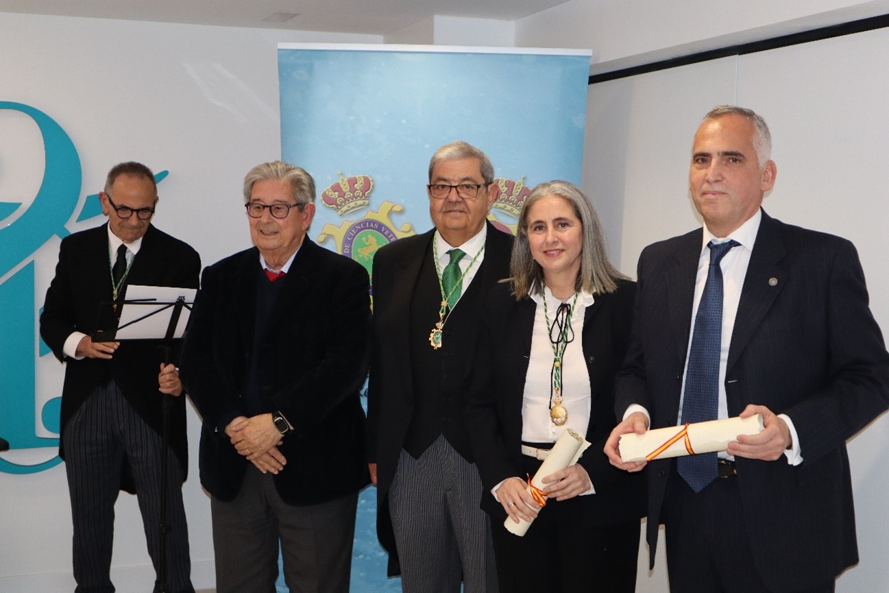 Grupo Fuertes entrega su Premio Nacional de Investigación en colaboración con la Academia de Ciencias Veterinarias