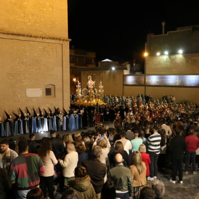 Calles llenas de alhameños y turistas en la Semana Santa de Alhama de Murcia