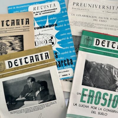 El Archivo Municipal de Totana recibe la donación de unos ejemplares de la revista “Deitania”, del Instituto Laboral que se editaba en la década de los cincuenta
