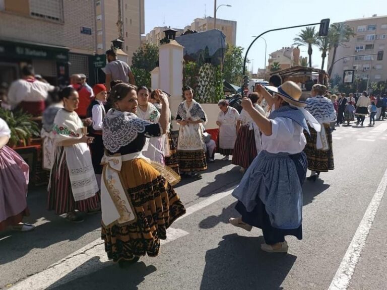 Aprueban un convenio de colaboración con los Coros y Danzas Ciudad de Totana para el año 2024 con el fin de promover sus actividades culturales y sociales