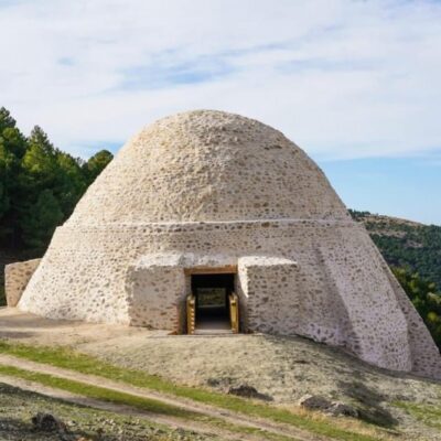 La restauración de los pozos de la nieve de Sierra Espuña gana el Premio Europeo de Patrimonio, distinguiendo la intervención del estudio murciano «Ecoproyecta»