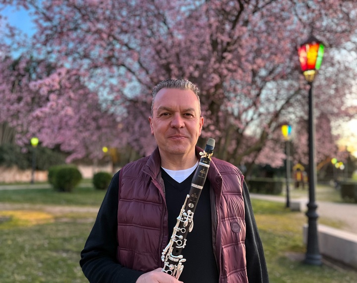 La Orquesta Sinfónica de la Región estrena en Murcia y Cartagena ‘Áurea’, de Pacho Flores, con el clarinetista Juan Ferrer como solista