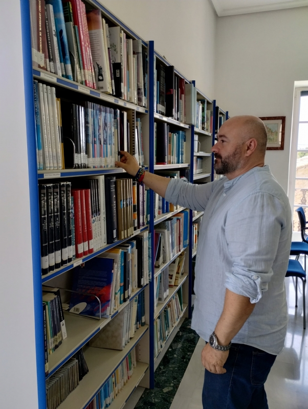 La Biblioteca Municipal de Alhama de Murcia permanecerá abierta todo el verano