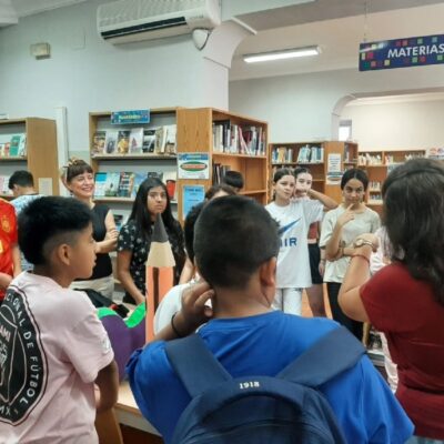 La Biblioteca Municipal «Mateo García» colabora con las Jornadas de Convivencia organizadas por el IES Prado Mayor