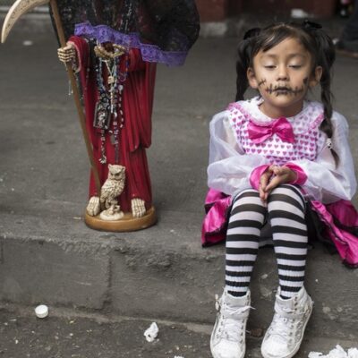 El Archivo Regional expone ‘Tanatolatría’, una muestra fotográfica sobre el culto a la  Santa Muerte en México