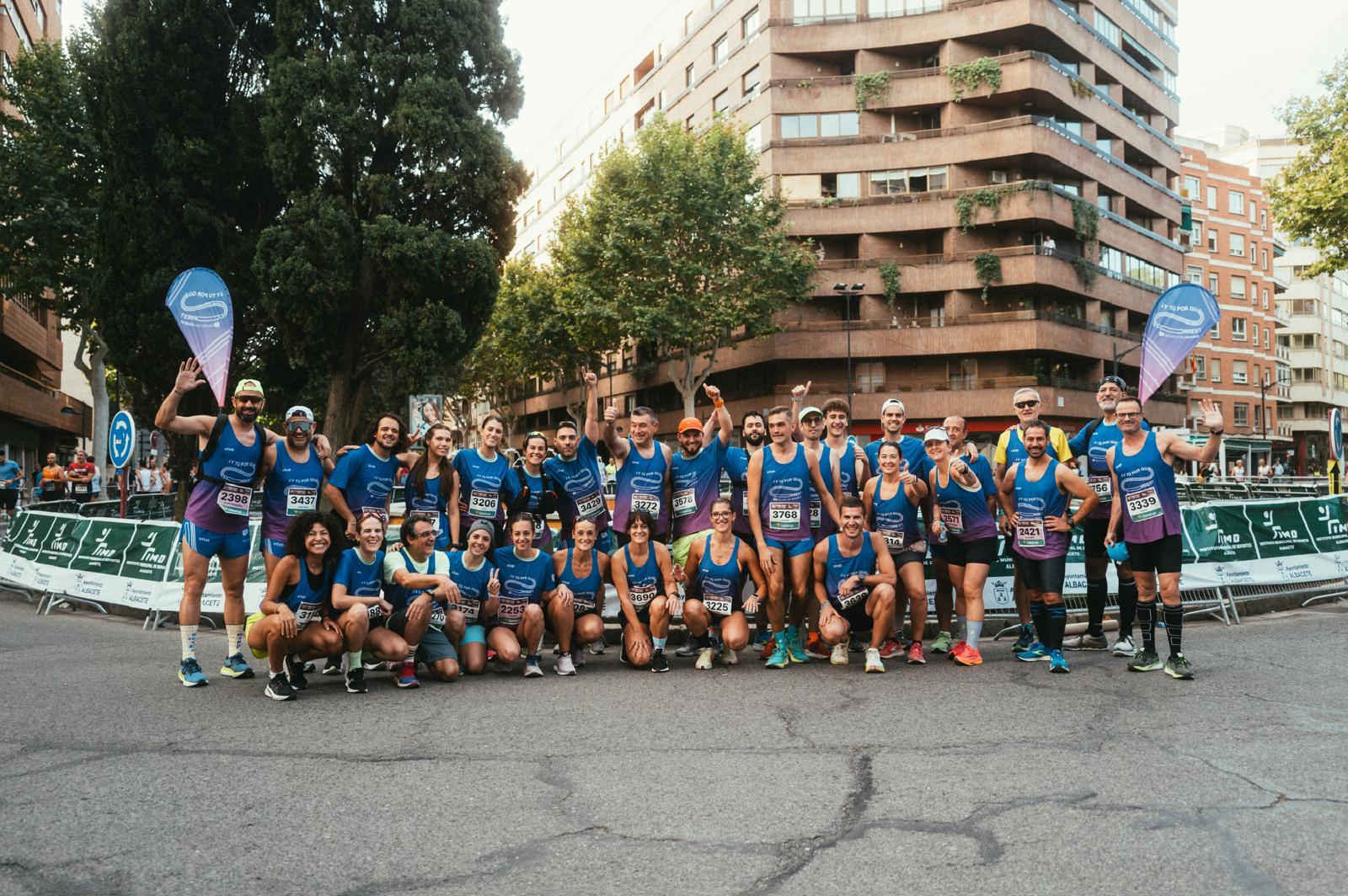 Los 25 participantes de ‘Mójate con AQUADEUS’ logran correr la XXVIII Media Maratón Ciudad de Albacete | Grupo Fuertes | Grupo Empresarial Fuertes. – Grupo Fuertes