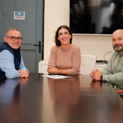 Convenio de colaboración entre el Ayuntamiento de Alhama de Murcia y el Grupo Folklórico Villa de Alhama