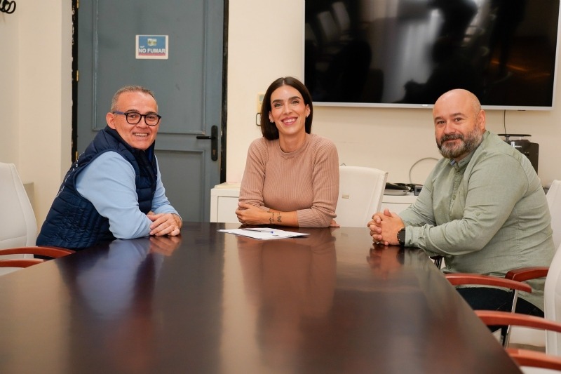 Convenio de colaboración entre el Ayuntamiento de Alhama de Murcia y el Grupo Folklórico Villa de Alhama