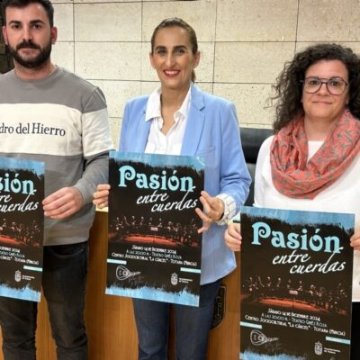 El espectáculo Pasión entre cuerdas se celebra este sábado 14 de diciembre en el Teatro Ginés Rosa (20:00 horas),organizado por la Orquesta Pulso, Púa y Pasión